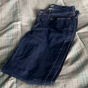 525 Levi’s size 6